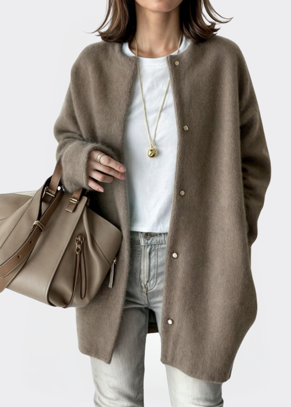 Lydia – Elegant Cozy Cardigan