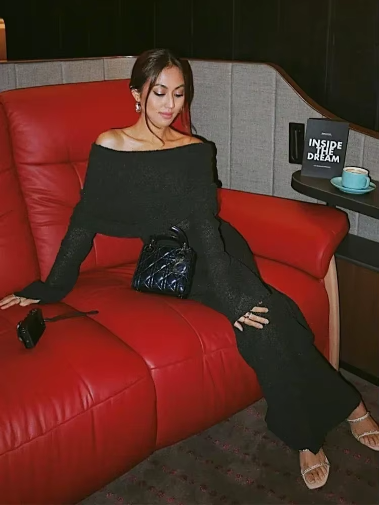 Daisy – Off-Shoulder Maxi Dress