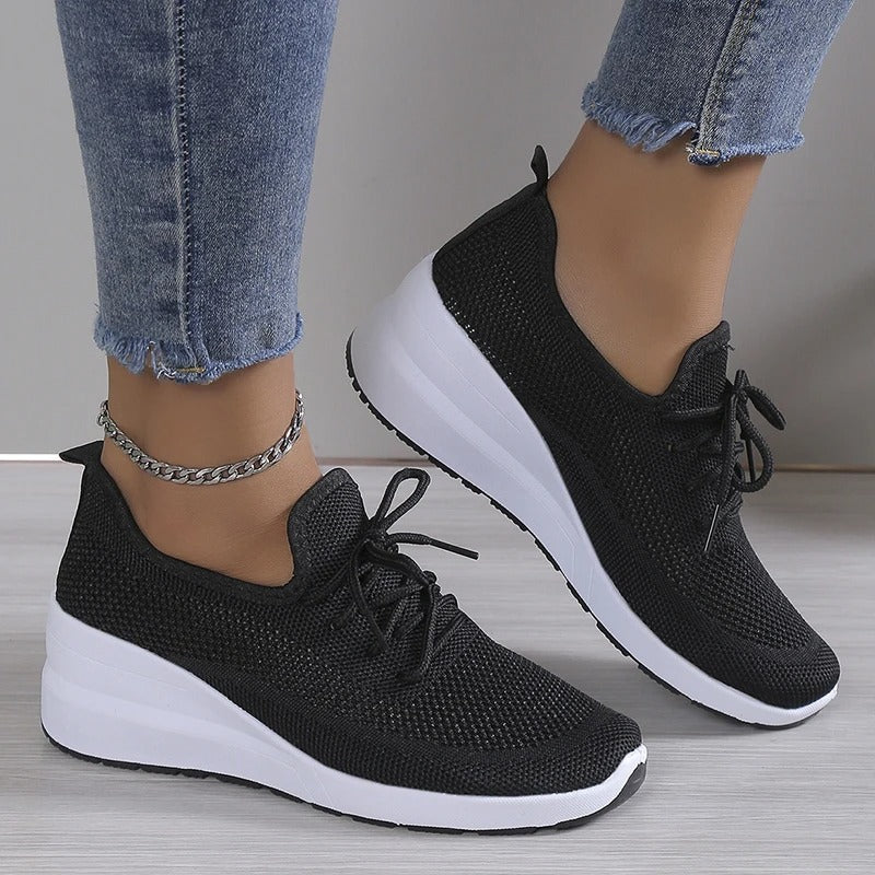 Nora – Women’s Supportive Sneakers