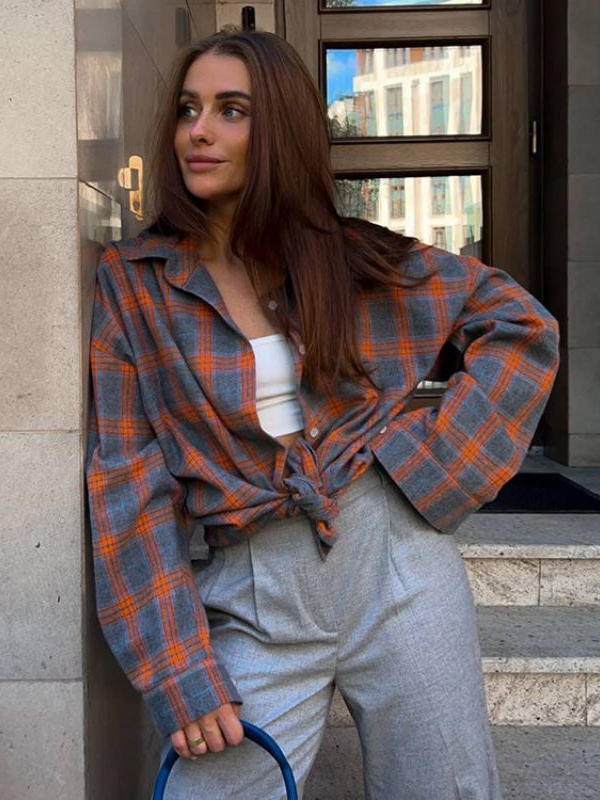 Alice – Classic Retro Style Shirt