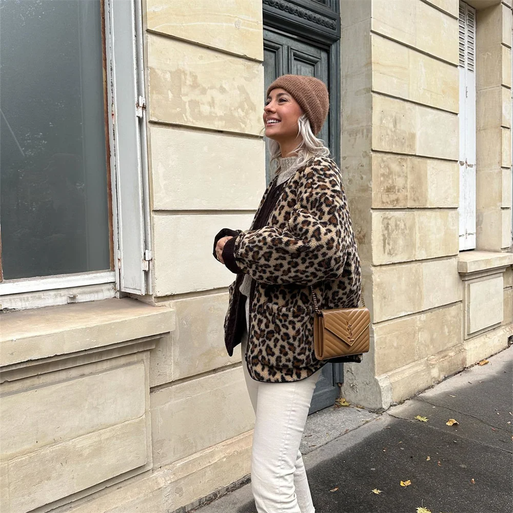 Ursula – Fleece Leopard Jacket