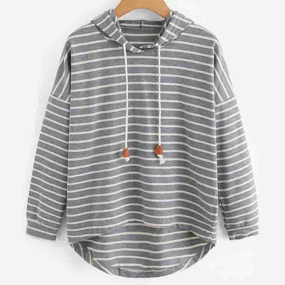 Mia – Elegant Striped Hoodie