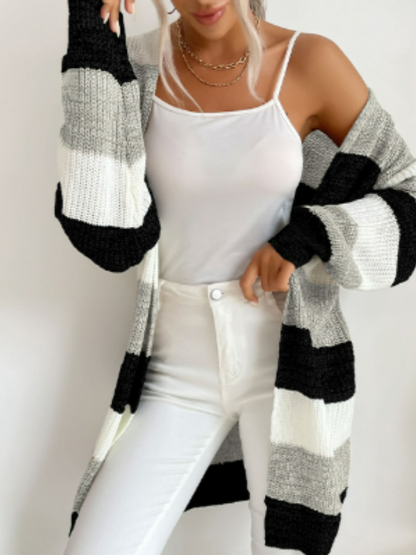 Irisa – Striped Classic Cardigan