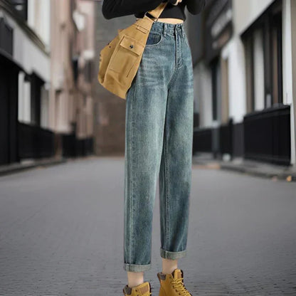 Tatiana – Vintage High-Waisted Jeans