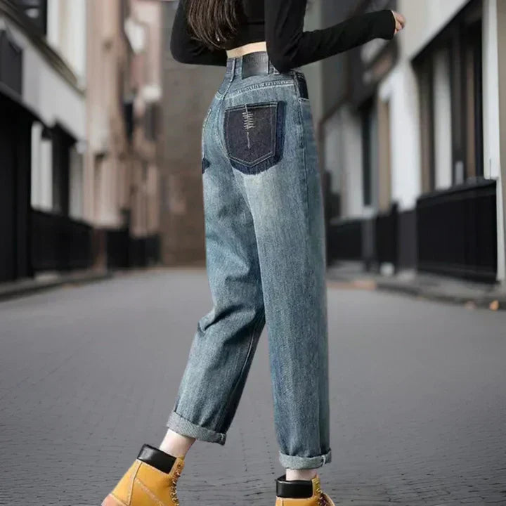 Tatiana – Vintage High-Waisted Jeans