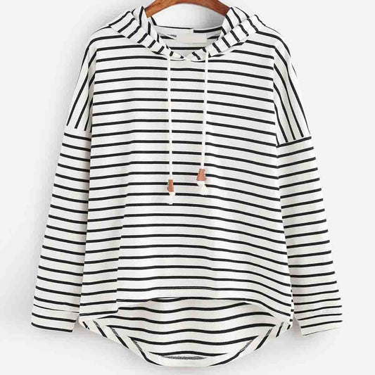 Mia – Elegant Striped Hoodie
