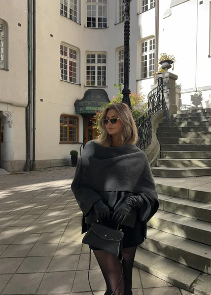 Phoebe – VIntage Luxe Cape Coat