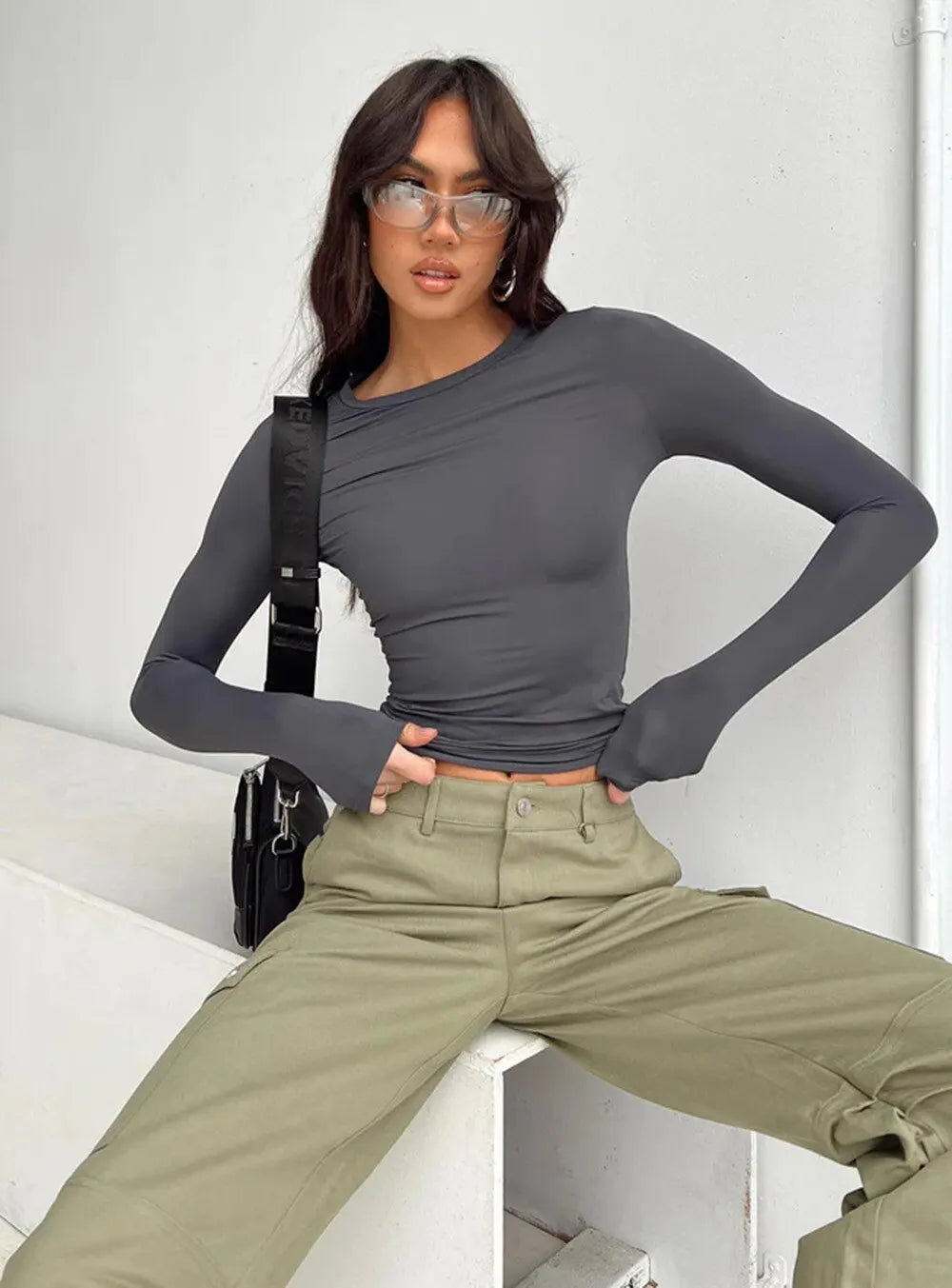 Jocelyn – Slim-Fit Long Sleeve Ruched Top