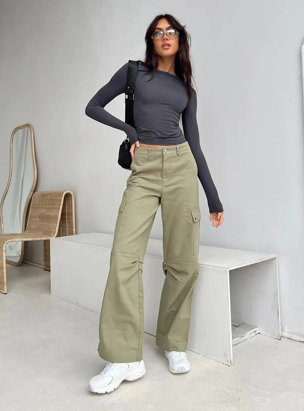 Jocelyn – Slim-Fit Long Sleeve Ruched Top