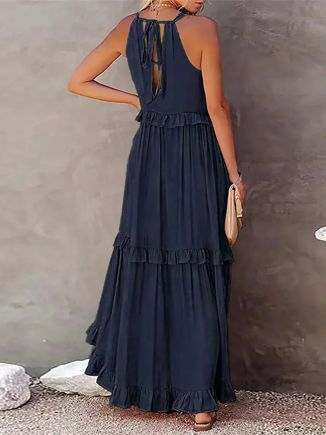 Lila – Halterneck Maxi Dress