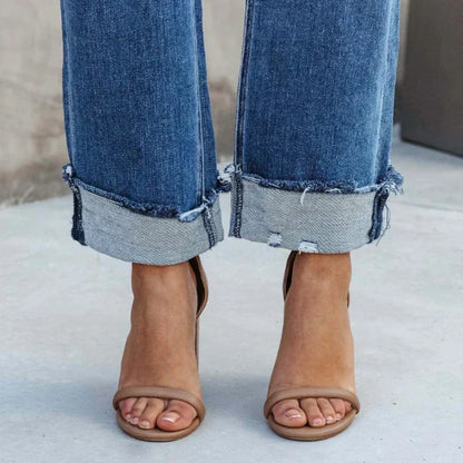 Hazel – Stylish High-Waisted Jeans