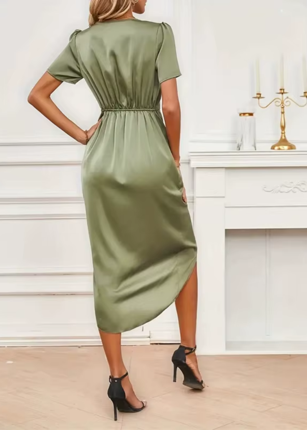 Bella – Turtle-neck Midi Dress