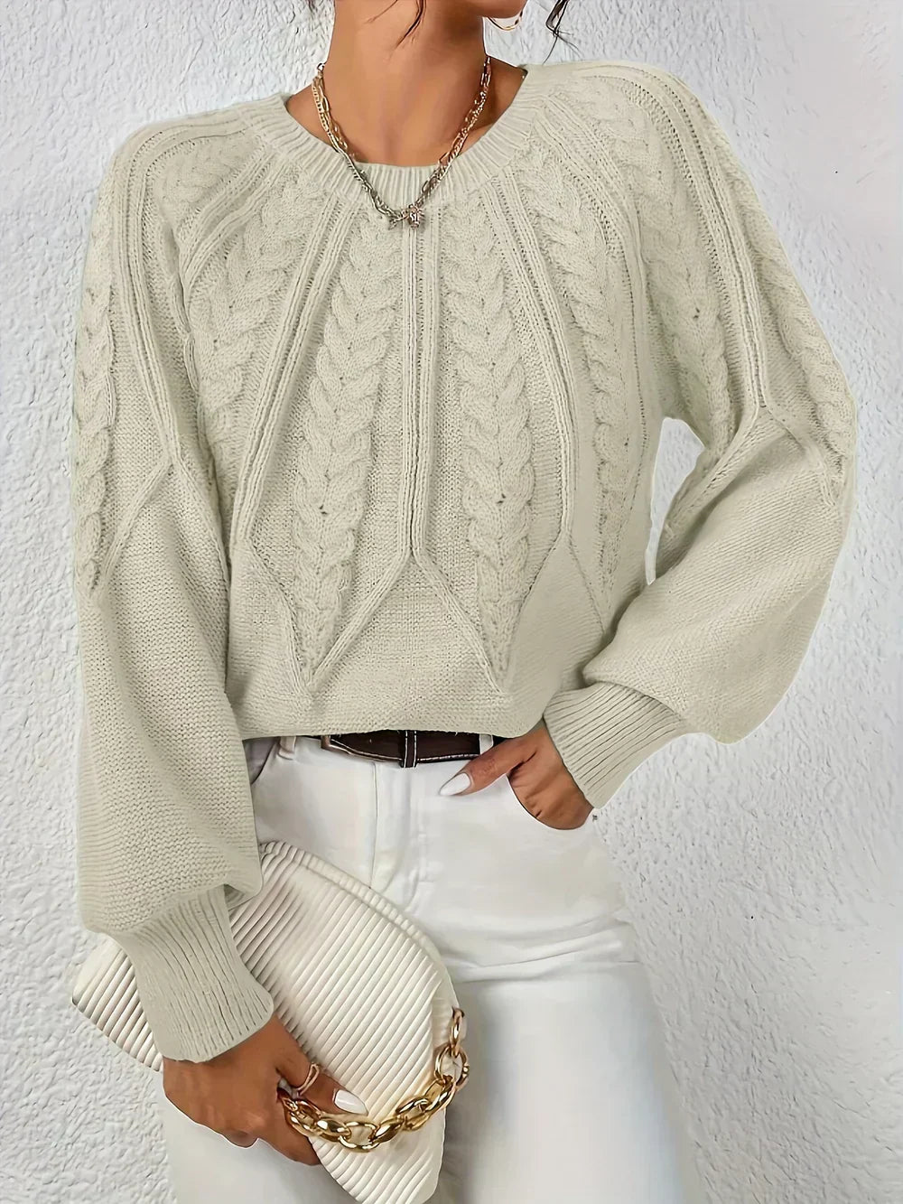Yasmin – Cable-Knit Sweater