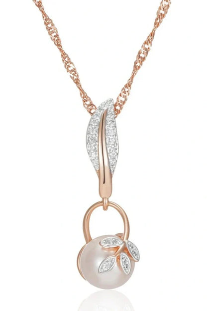 Isla – Floral Pendant Necklace