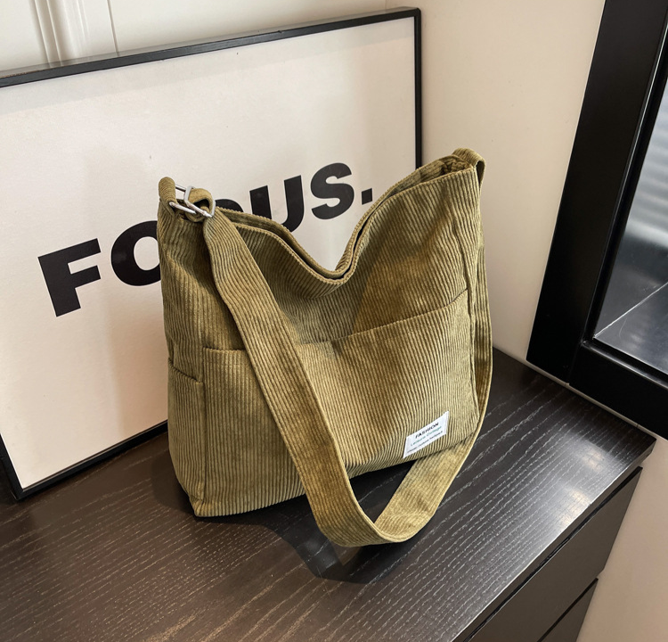 Melina – Elegant Shoulder Bag