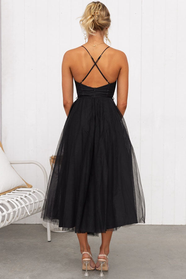 Ruby – Sleeveless Flowy Silhouette Dress