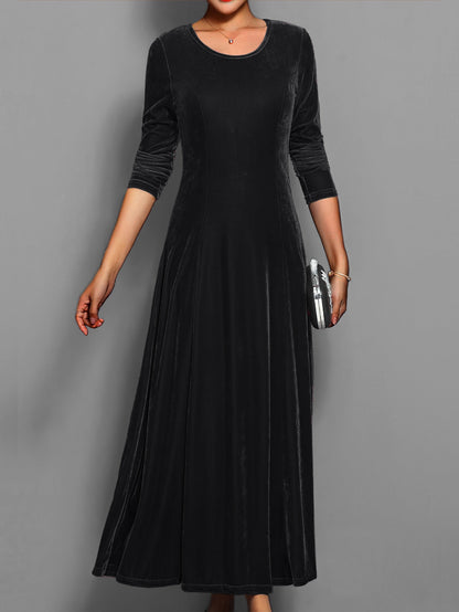 Cambria –  Elegant Velvet Maxi Dress