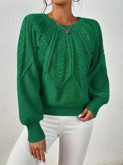 Yasmin – Cable-Knit Sweater