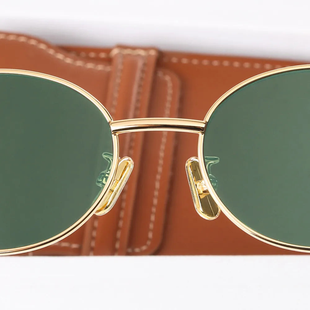Yalina – Classy Oval Sunglasses