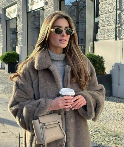 Yalina – Classy Oval Sunglasses