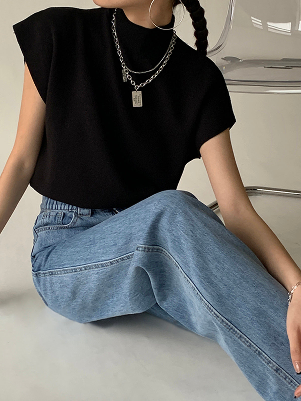 Diana – Sleeveless Knit Top