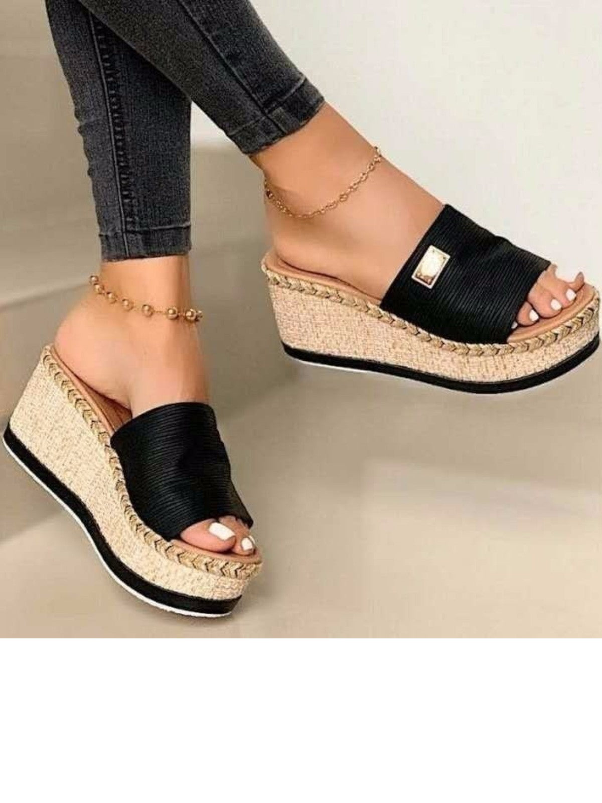 Amira – Open-Toe Wedge Sandals