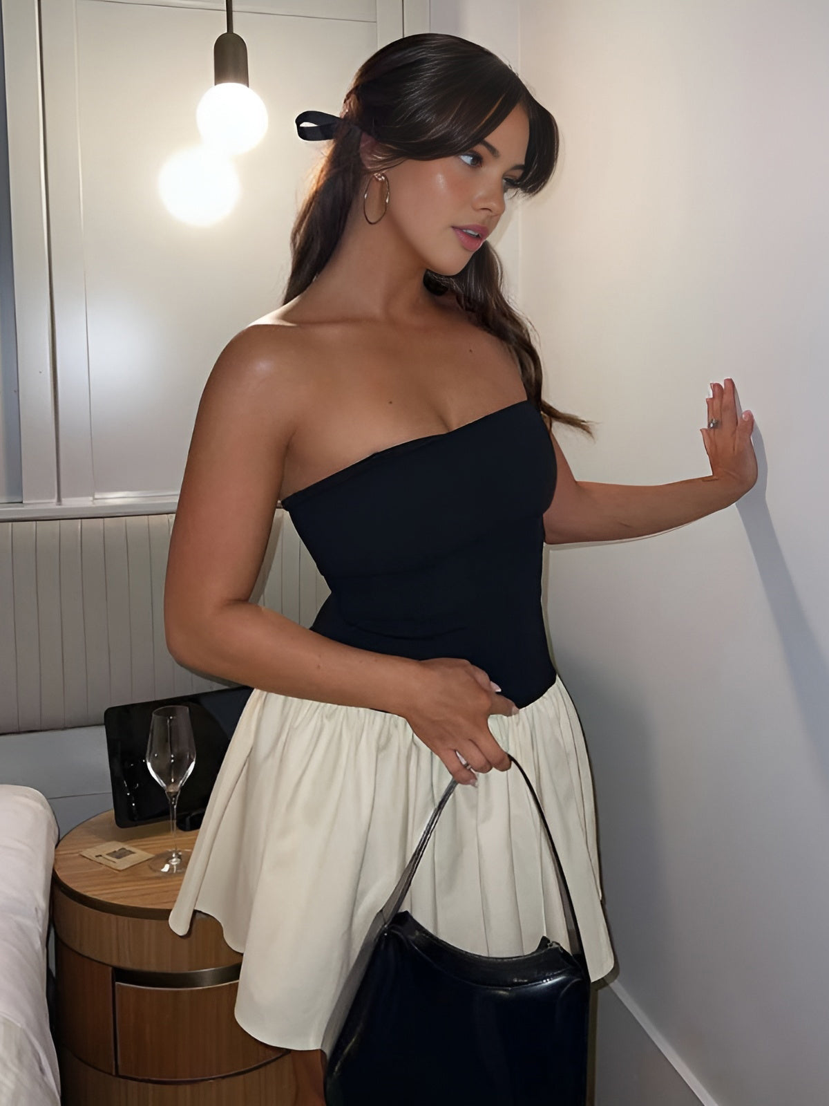 Julia – Elegant Strapless Short Dress