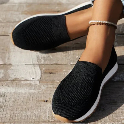 Mila – Slip-On Knit Sneakers