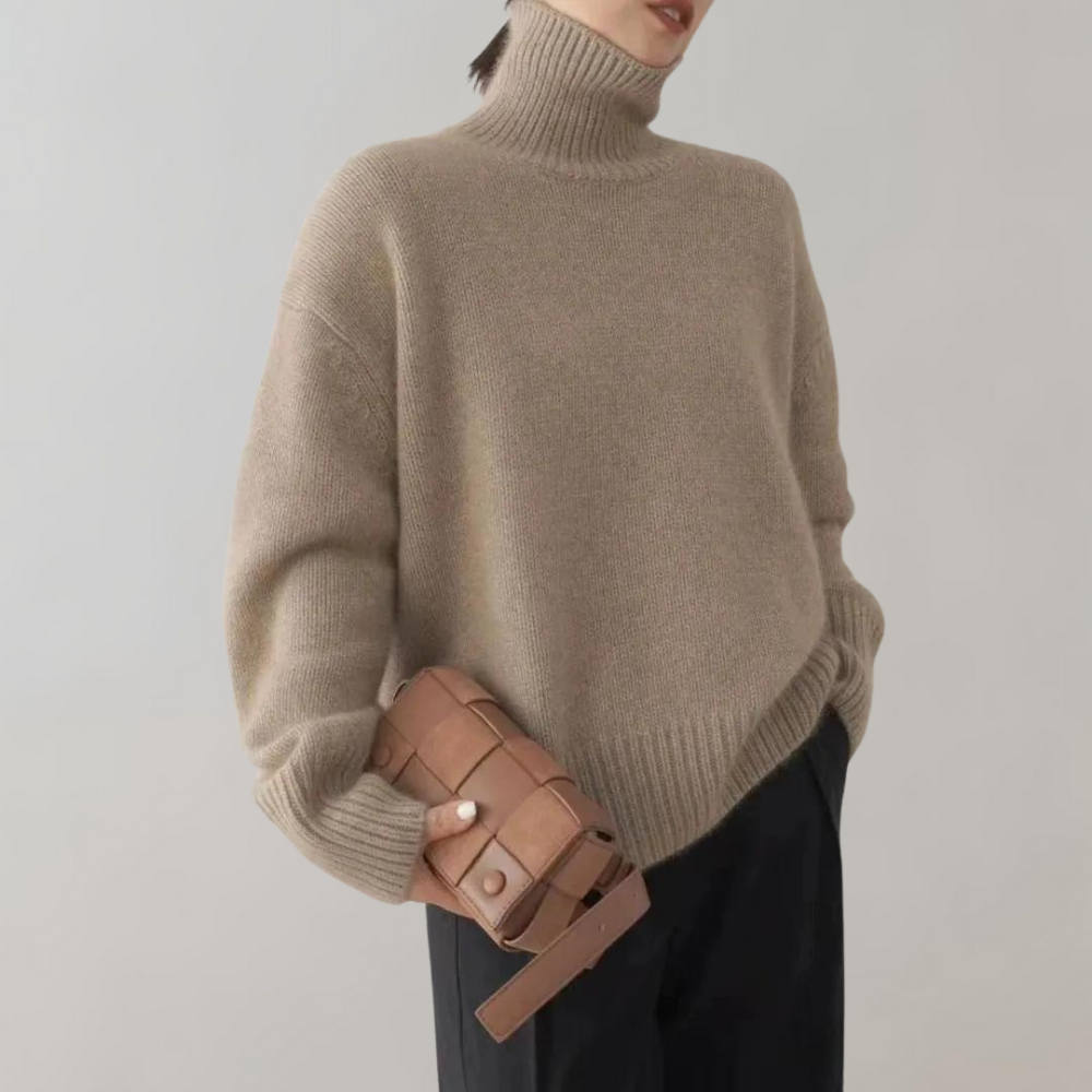 Luna – Relaxed Turtleneck Sweater