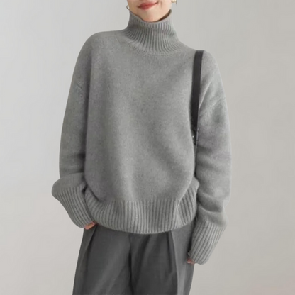 Luna – Relaxed Turtleneck Sweater
