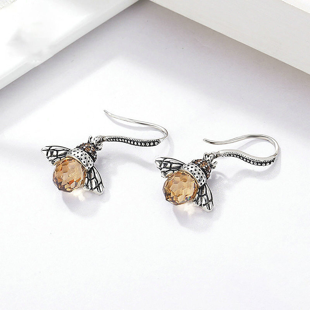 Lena – Bee Motif Earrings