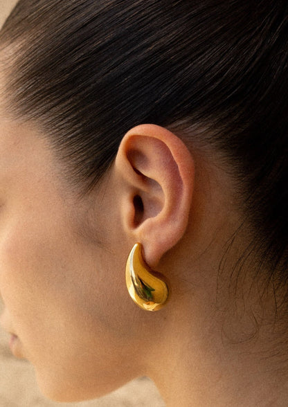 Elise – Refined Drop Earrings