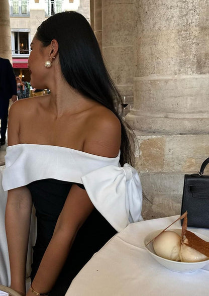 Kari – Elegant Asymmetric Midi Dress