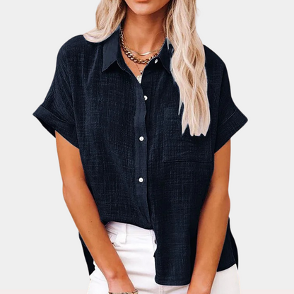 Jessie – Stylish Button-Up Shirt