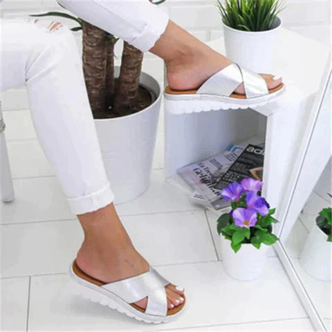 Selene – Supportive Sandals