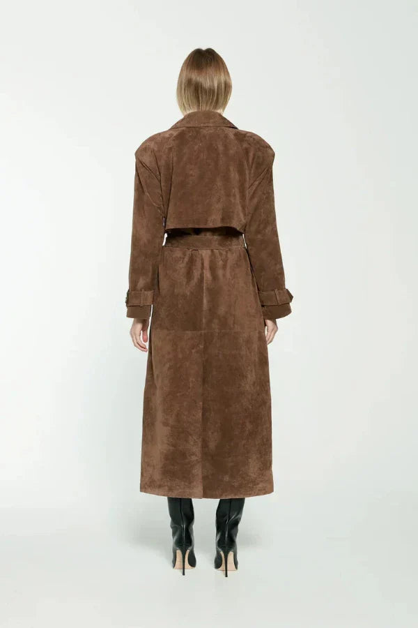 Selah – Elegant Leather Trenchcoat