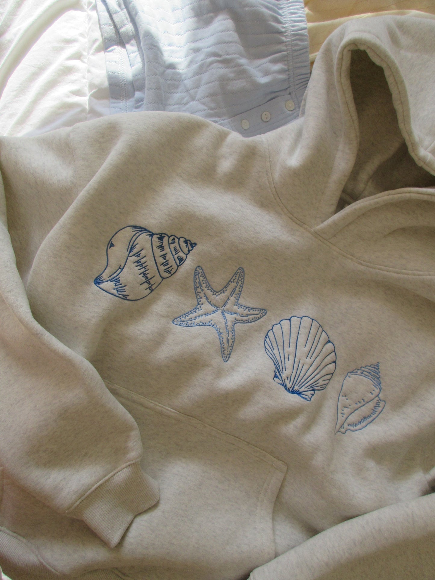 Stella – Stylish Seashell Print Hoodie