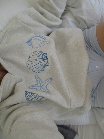 Stella – Stylish Seashell Print Hoodie