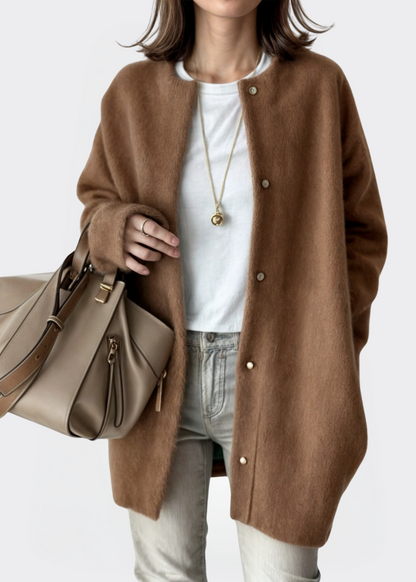 Lydia – Elegant Cozy Cardigan