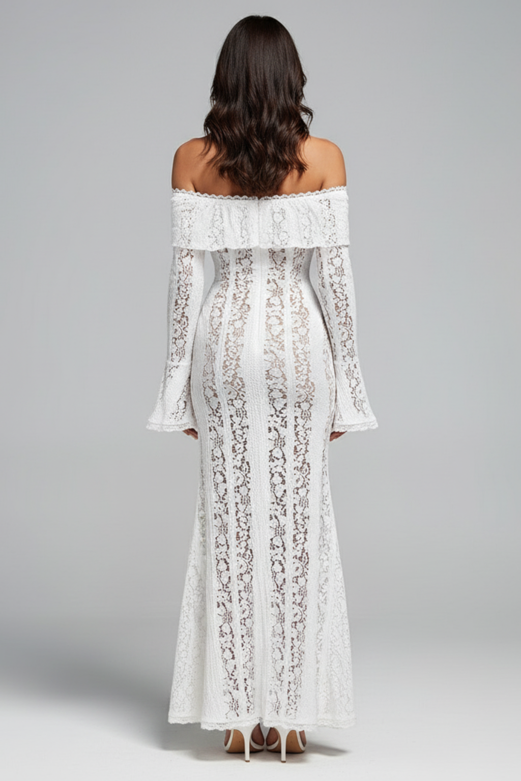Eloise – Lace Maxi Dress