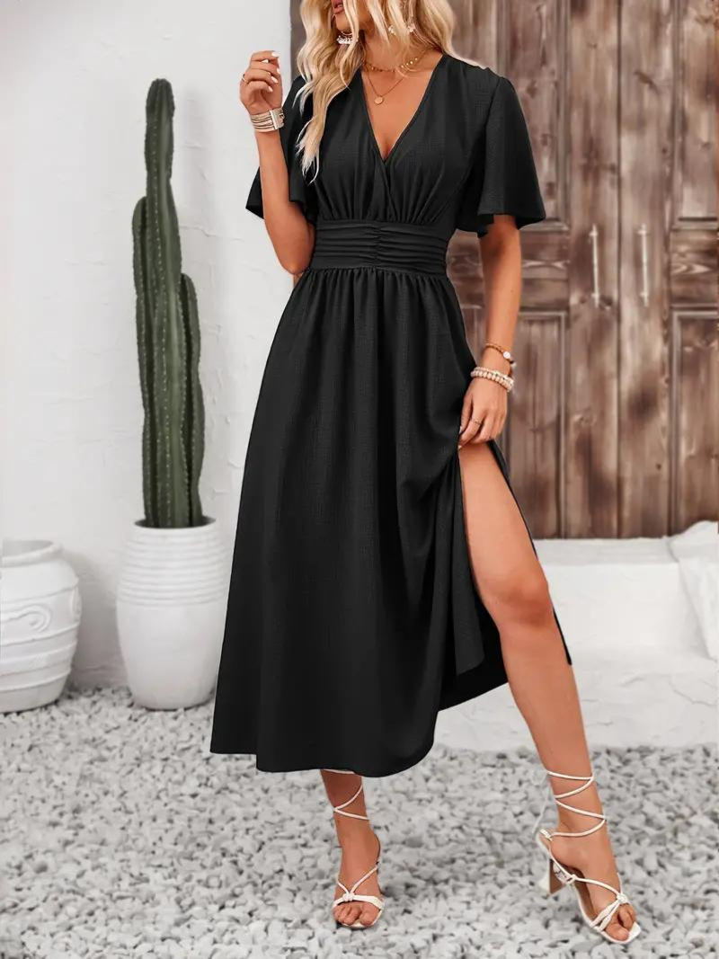 Zuri – Short Sleeve V-Neck Dress