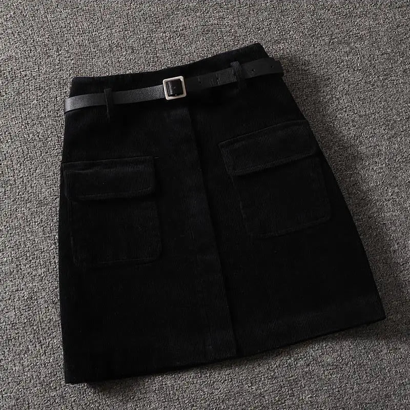 Junia – Ribbed Velvet Mini Skirt