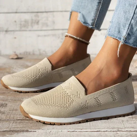 Mila – Slip-On Knit Sneakers