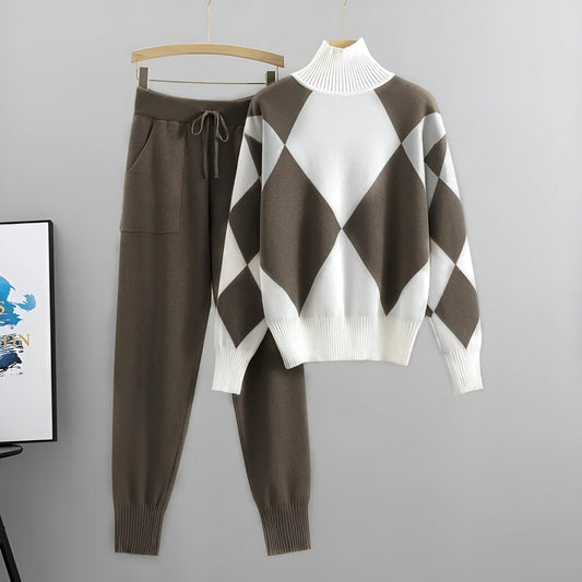 Jolie – Cozy Turtleneck Set