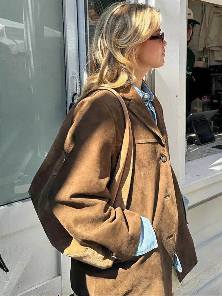 Reese – Elegant Brown Jacket