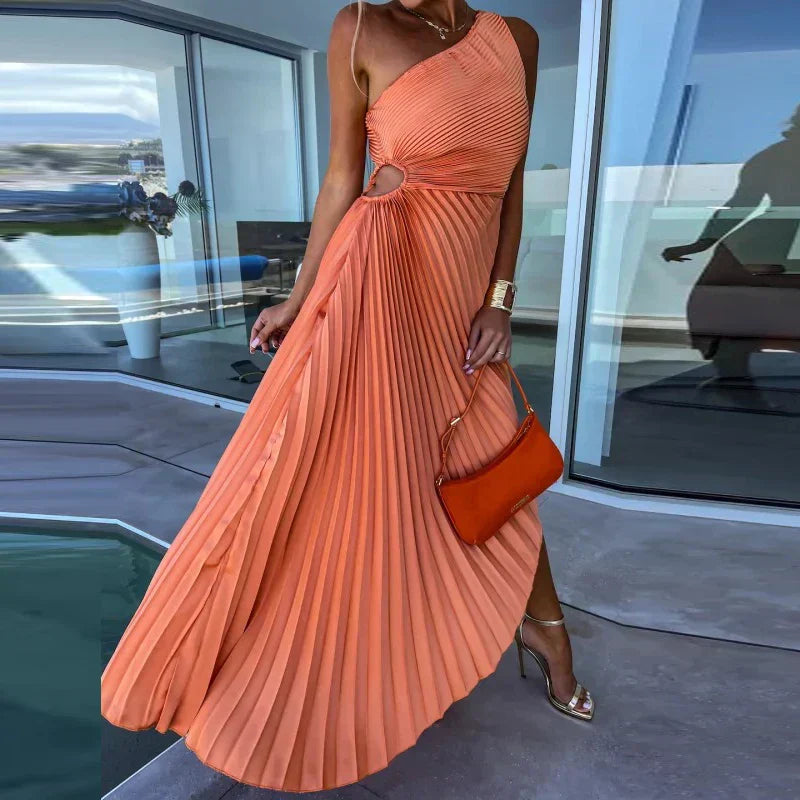 Skyla – Sculpted Pleats Maxi Dress