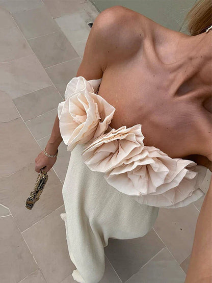 Blossom – Elegant Off-Shoulder Dress