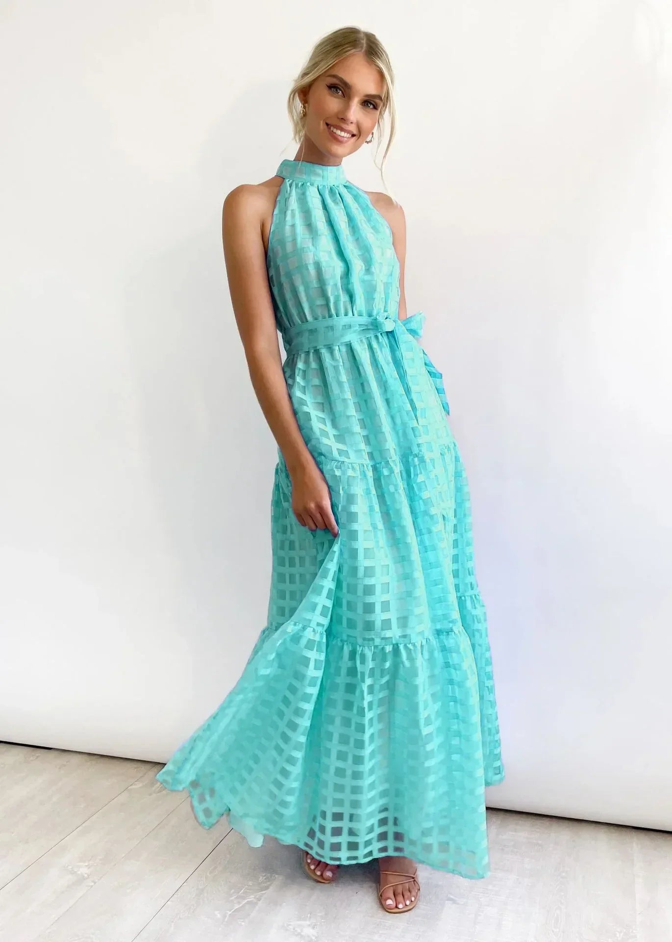 Zinnia – Elegant Sleeveless Maxi Dress