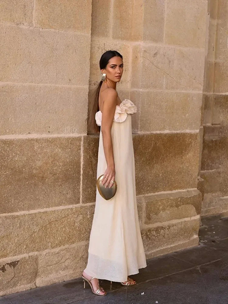 Blossom – Elegant Off-Shoulder Dress