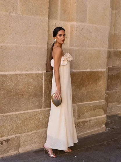 Blossom – Elegant Off-Shoulder Dress